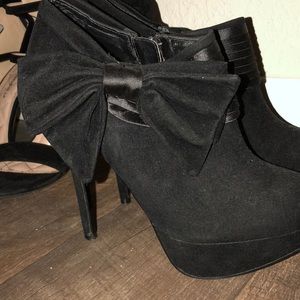 Black Bakers ankle booties with Bow